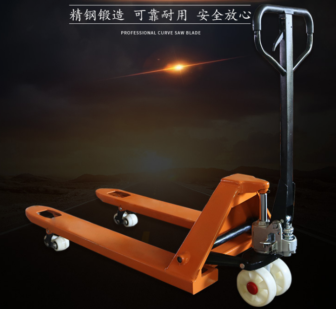 手動(dòng)叉車搬運(yùn)大件貨物該注意什么問(wèn)題